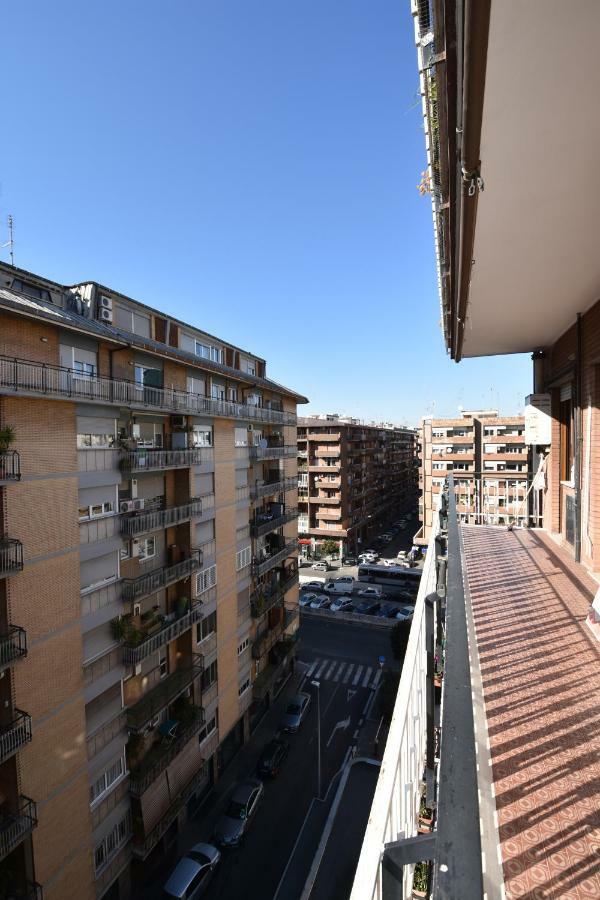 Nice And Warm Rooms Ρώμη Εξωτερικό φωτογραφία